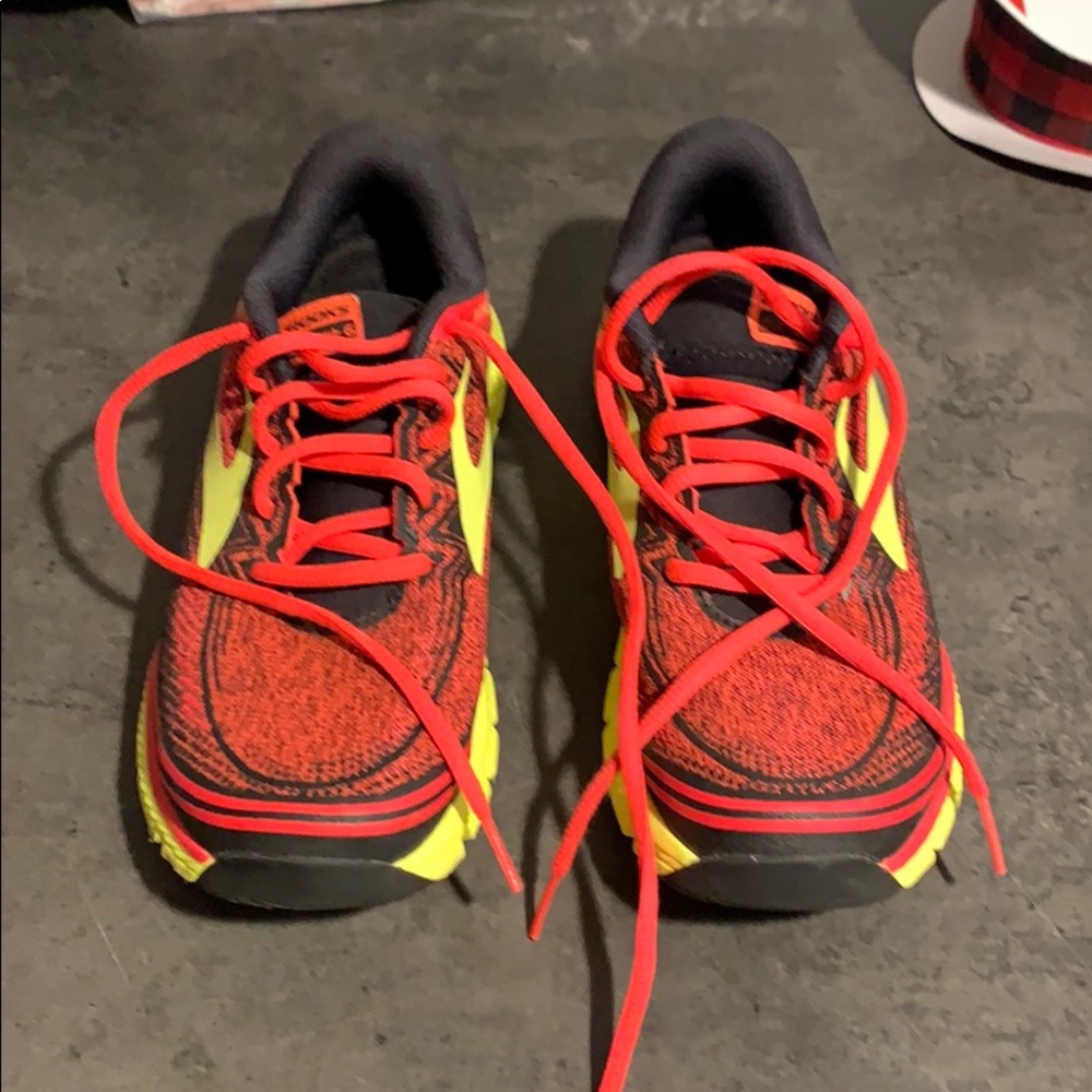 Brooks running sneaker